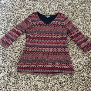 Roz & Ali women’s top.  Size L.  28” long. Pullover blouse.